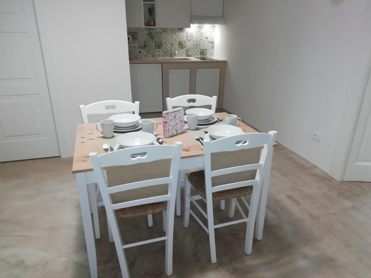 I Due Campanili Apartment Alberobello Bagian luar foto